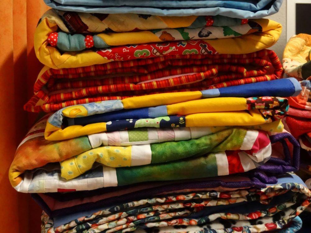 Quiltdecken zusammengelegt